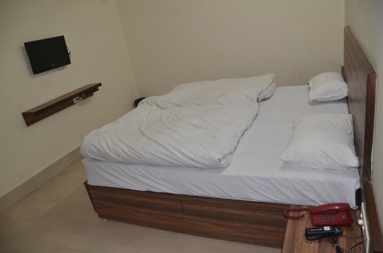 Hotel Khajuraho Regency Bhopal Exteriör bild
